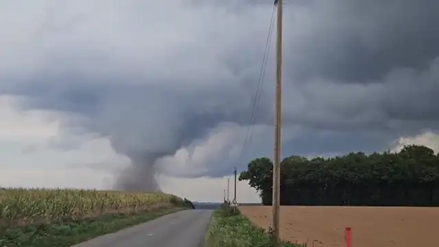 Tornádó Normandiában