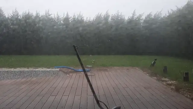 Így tombolt az októberi zivatarlánc Pécsen