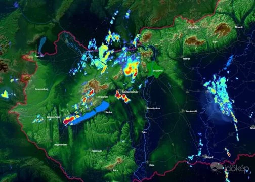 Masszív összeáramlási vonal mentén indulnak a zivatarok a Dunántúlon