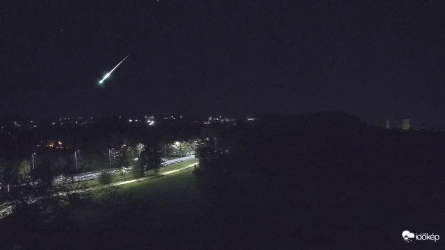 Hajnali tűzgömb Szombathelyről