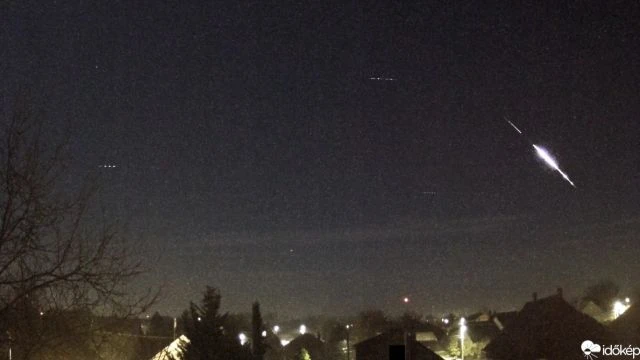 Fényes déli taurida tűzgömb