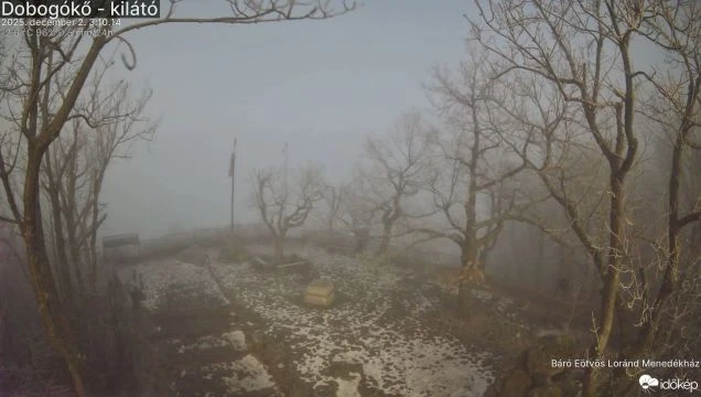 Zúzmarás köd lepte be Dobogókőt és Nagy-Hideg-hegyet