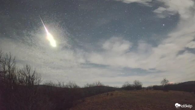 Fényes tűzgömb Nagy-Hideg-hegyről