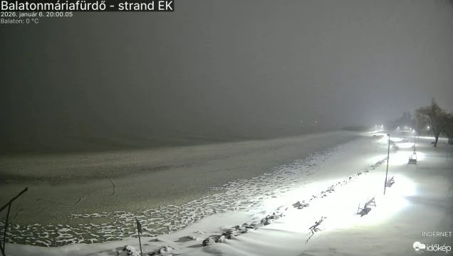 Cseperedik a jég a Balatonon